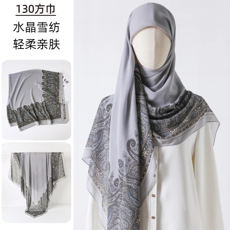 Grote vierkante sjaal bedrukt  - Go Ethnic Fashion recensie en prijs